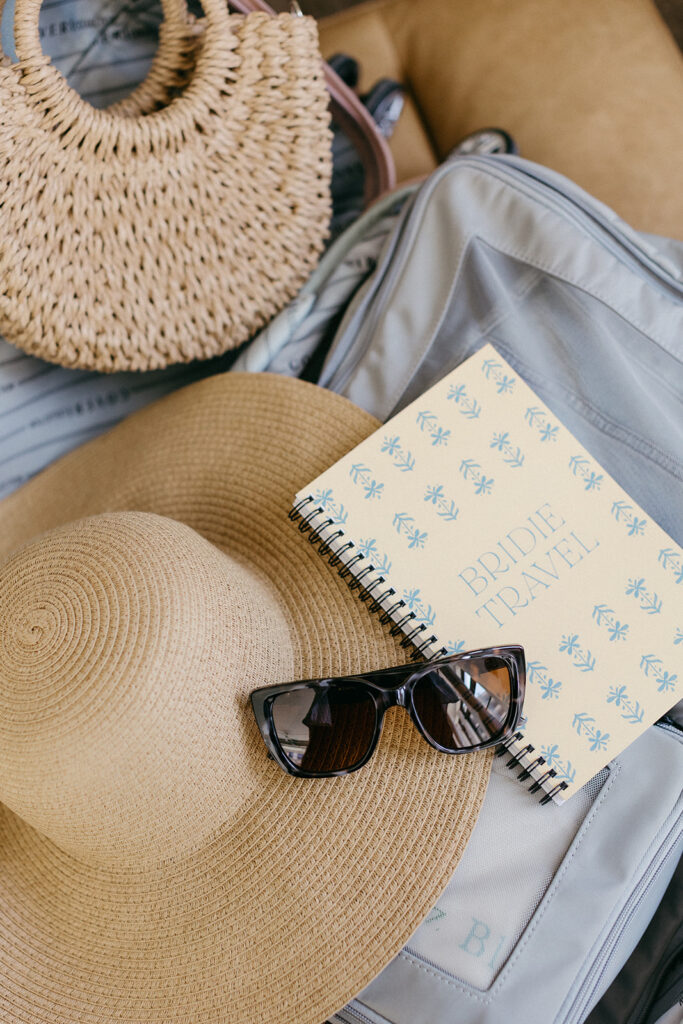 summer brand photo outfit ideas what to wear travel