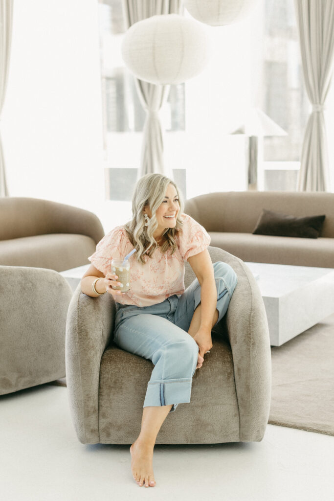 Chicago wedding travel planner by Lisa Kathan brand photos