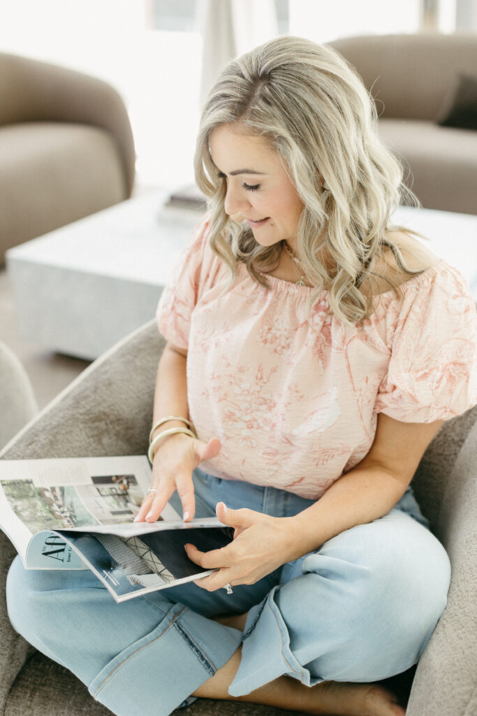 Relaxed brand photos for Bridie Travel in Chicago
